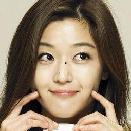 脸长的明星有哪些,揭秘那些以独特脸型著称的璀璨星辉